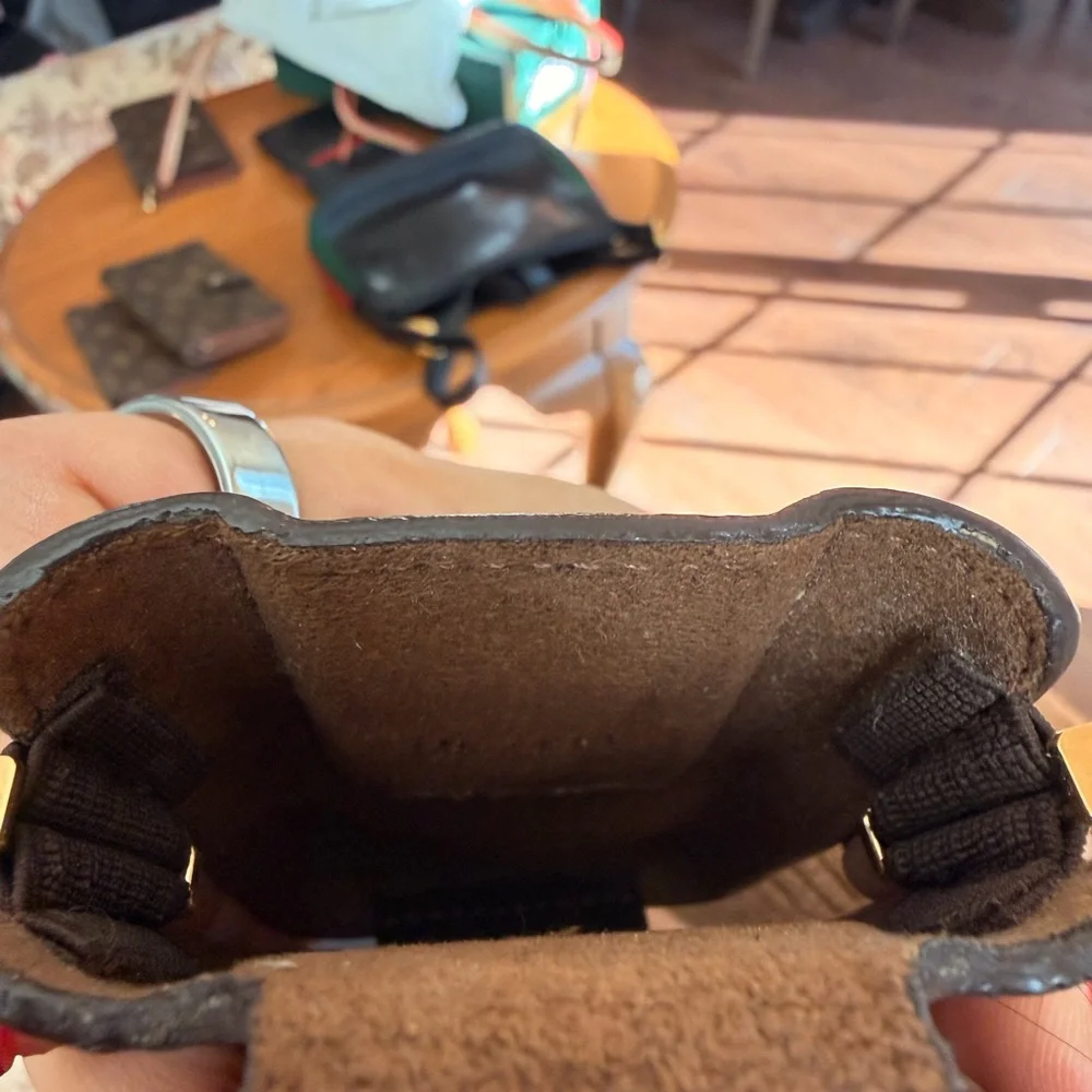 Vintage Louis Vuitton Cell Phone Case With Gold Clip - Picture 6 of 6